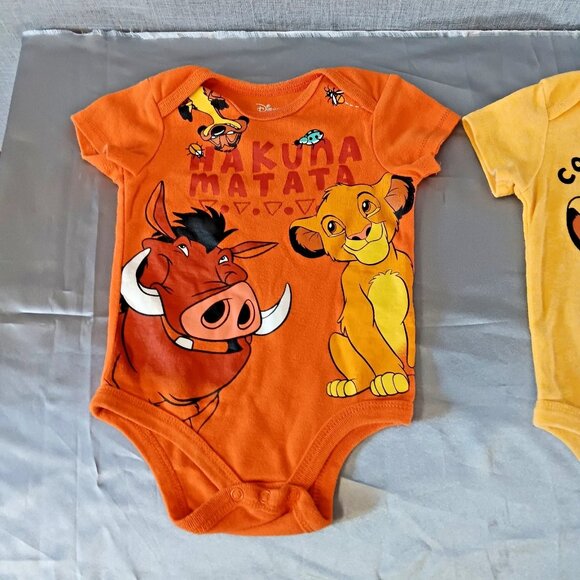 Disney Lion King Baby Bodysuits Rompers Lot 2 Simba Pumbaa Hakuna Matata 3-6M - Picture 6 of 7